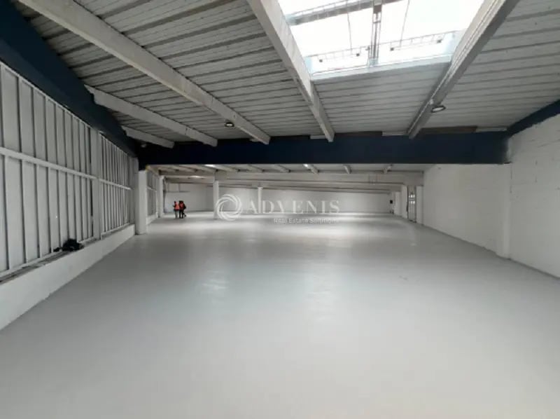 Industrial in Maurepas for sale Interior Photo- Image 1 of 4