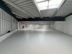 Industrial in Maurepas for sale Interior Photo- Image 1 of 4