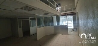 Plus de détails pour Commerce de détail à vendre