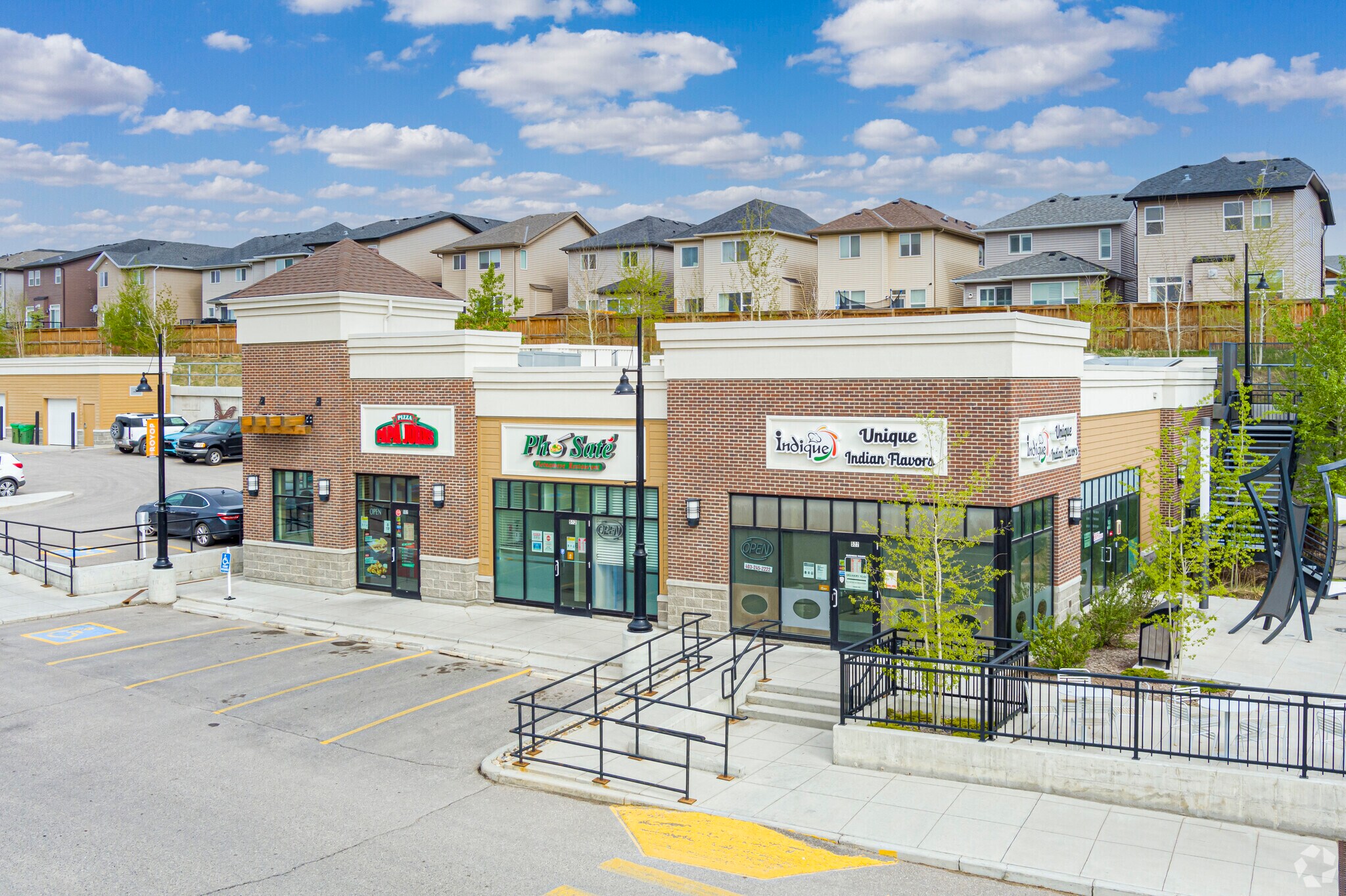 8 Nolan Hill Blvd NW, Calgary, AB for sale Primary Photo- Image 1 of 1