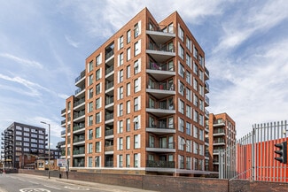 More details for 62 Hatcham Rd, London - Retail for Lease