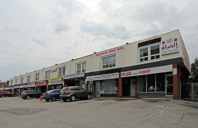 Plus de détails pour 1841-1859 Lawrence Ave E, Toronto, ON - Commerce de détail à vendre
