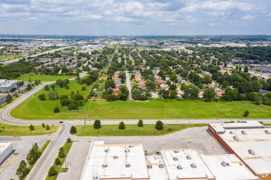 Tulsa Commons portfolio of 8 properties for sale on LoopNet.ca - Building Photo - Image 3 of 13