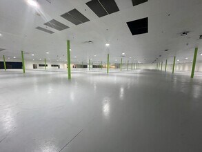 615 S Monroe Ave, Mason City, IA for lease Interior Photo- Image 2 of 6