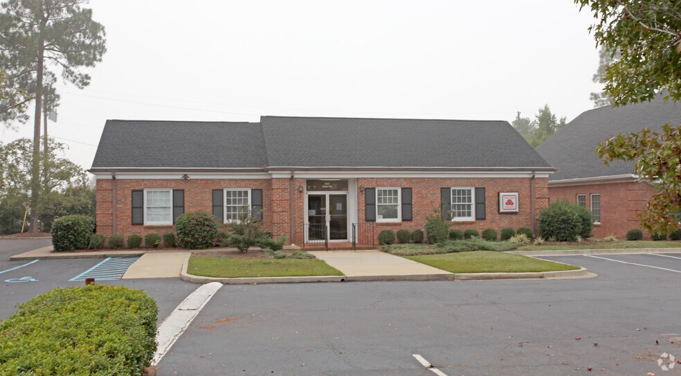 7567 St Andrews Rd, Irmo, SC à louer - Photo du bâtiment - Image 3 de 6