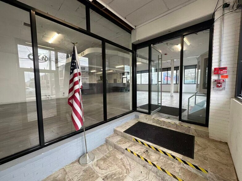 648-658 E Erie Ave, Philadelphia, PA à louer - Photo du bâtiment - Image 3 de 23