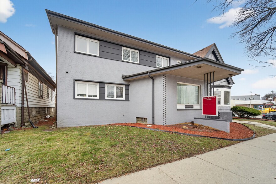 2001 Capitol dr, Milwaukee, WI à vendre - Photo du bâtiment - Image 3 de 42