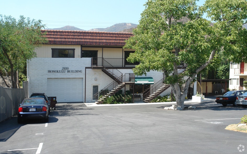 2930 Honolulu Ave, La Crescenta, CA for lease - Primary Photo - Image 1 of 4