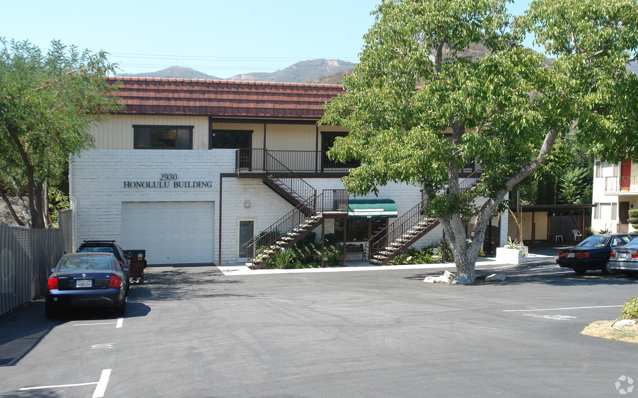 2930 Honolulu Ave, La Crescenta, CA à louer Photo principale- Image 1 de 5