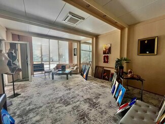 Plus de détails pour Commerce de détail à vendre