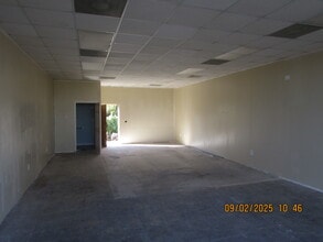 17230-17250 S Tamiami Trl, Fort Myers, FL for lease Interior Photo- Image 2 of 6