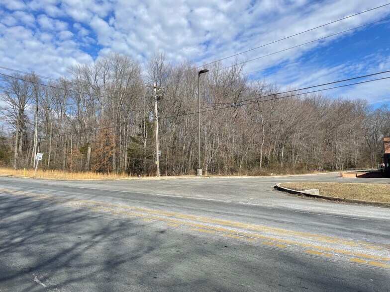 Matthews Rd, Bryans Road, MD à vendre - Photo du bâtiment - Image 2 de 5