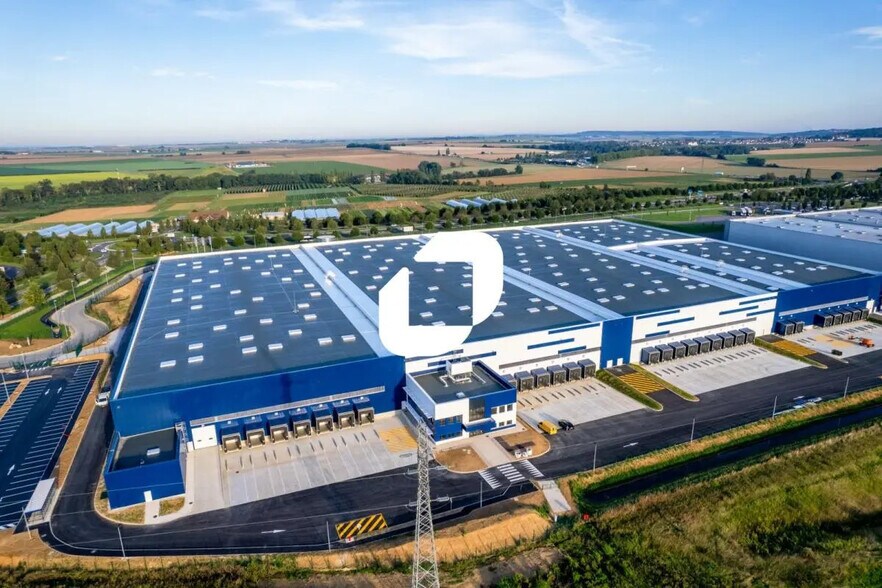 Industrial in Villenoy for lease - Building Photo - Image 3 of 14