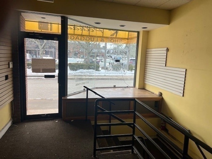 21 Pelham St, Newton, MA 02459 - Unit 21 -  - Interior Photo - Image 1 of 8