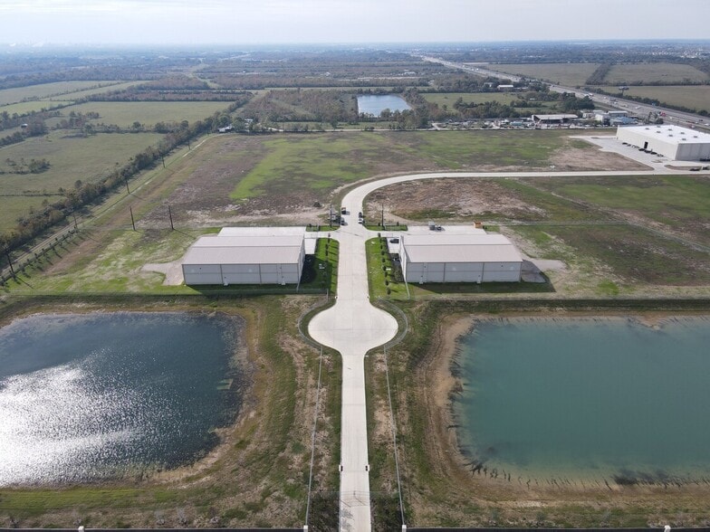 7500 Gateway, Baytown, TX à vendre - Aérien - Image 1 de 2