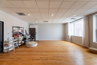 511-513 Main St, La Crosse, WI for lease Interior Photo- Image 2 of 8