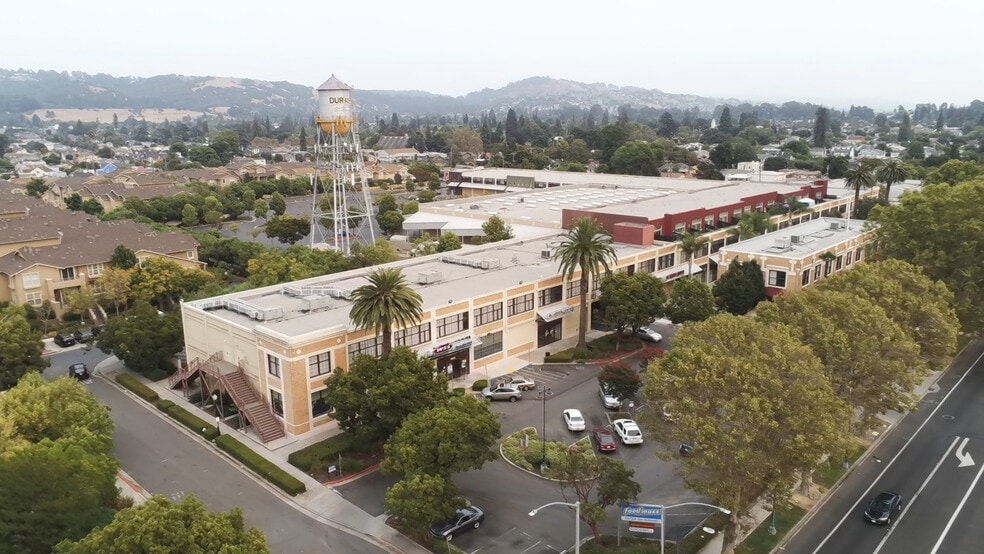 10950 International Blvd, Oakland, CA for lease - Building Photo - Image 1 of 8