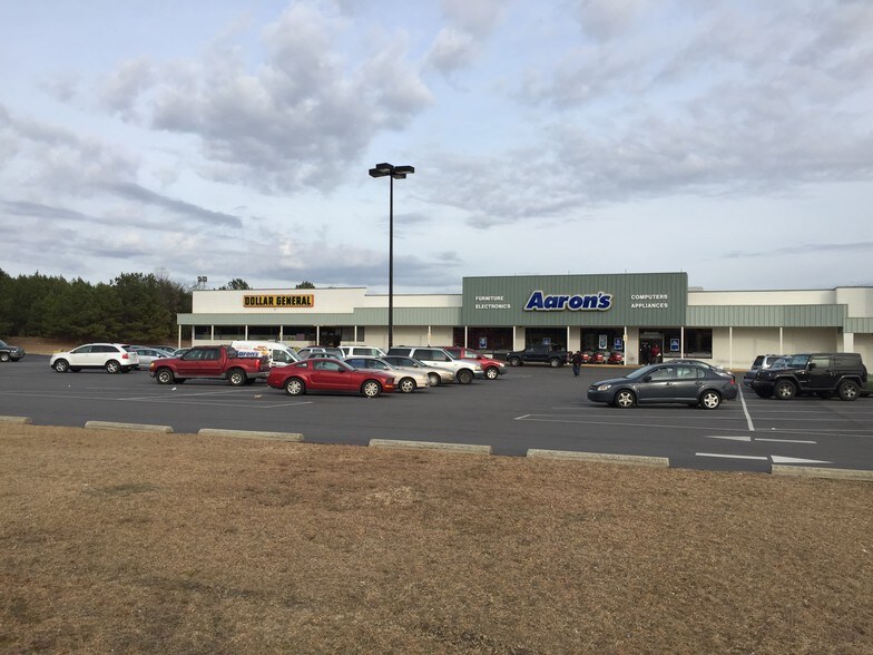 2485 Hope Mills Rd, Fayetteville, NC for lease - Building Photo - Image 2 of 2