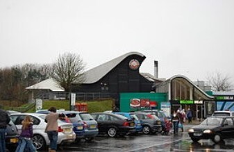 M4 Services Eastbound, Hungerford à louer Photo principale- Image 1 de 2