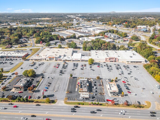 Plus de détails pour 1485-1527 Highway 138, Conyers, GA - Commerce de détail à louer