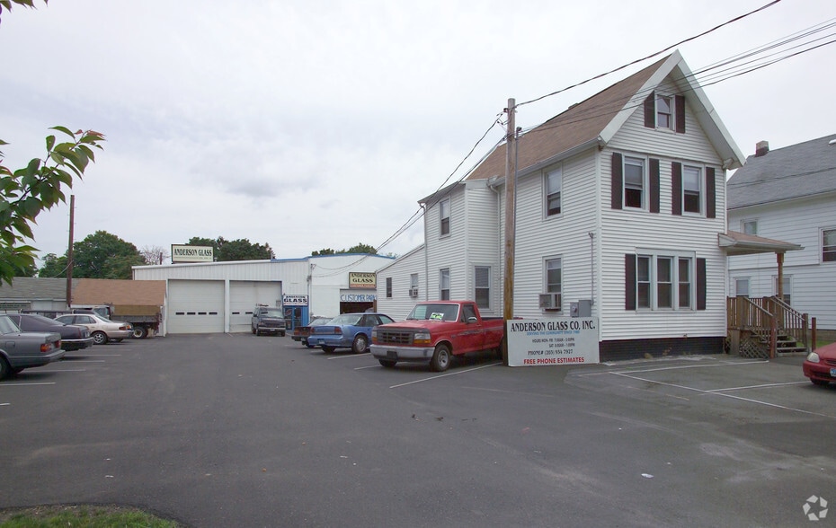 807 Campbell Ave, West Haven, CT for sale - Primary Photo - Image 1 of 9