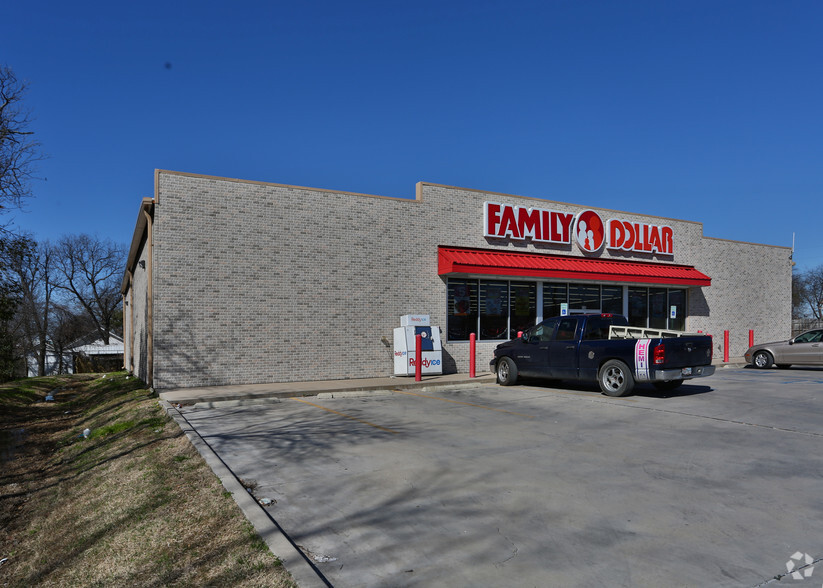 226 S Waco St, Hillsboro, TX for lease - Building Photo - Image 2 of 4