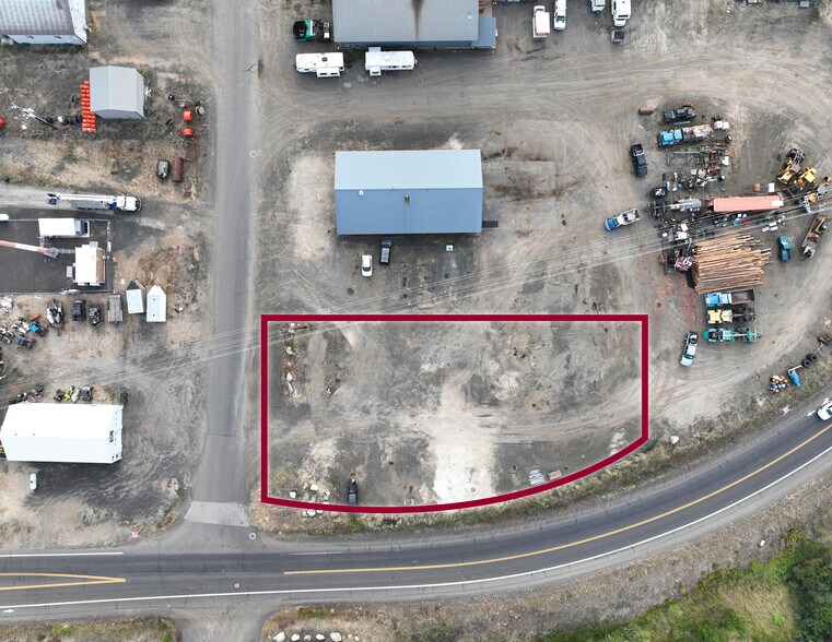 228 Industrial Loop, Mccall, ID à louer - Photo du bâtiment - Image 3 de 5