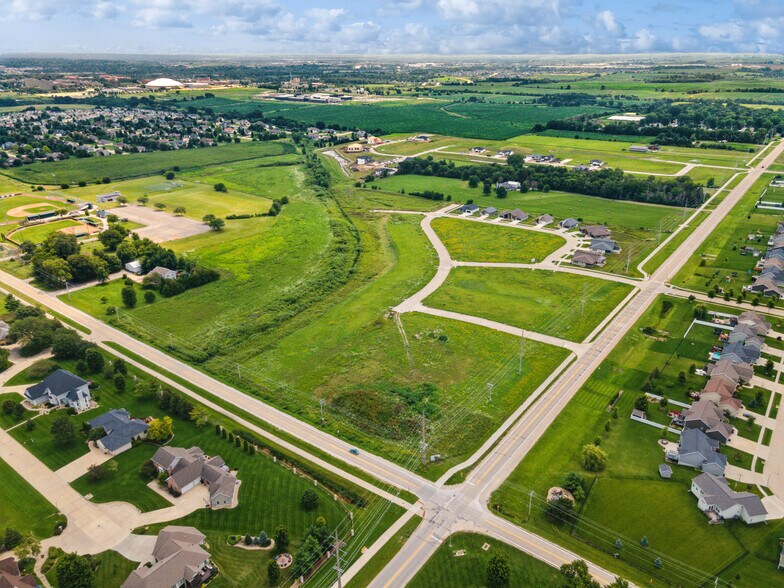 891415101008, Cedar Falls, IA à vendre - Photo principale - Image 1 de 11