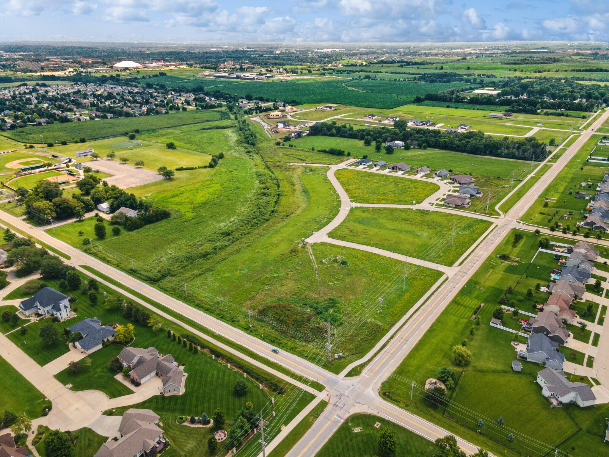 891415101008, Cedar Falls, IA à vendre Photo principale- Image 1 de 12