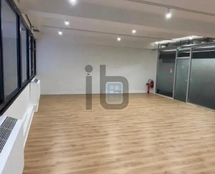 Bureau dans Paris à vendre - Photo intérieure - Image 2 de 2