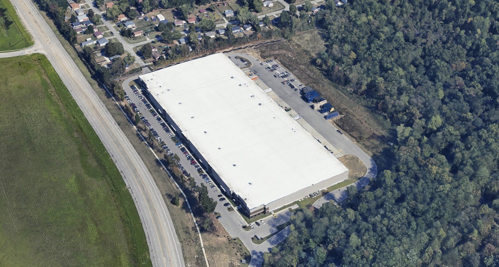 7001 Greenbelt Hwy, Louisville, KY à louer Photo du bâtiment- Image 1 de 2