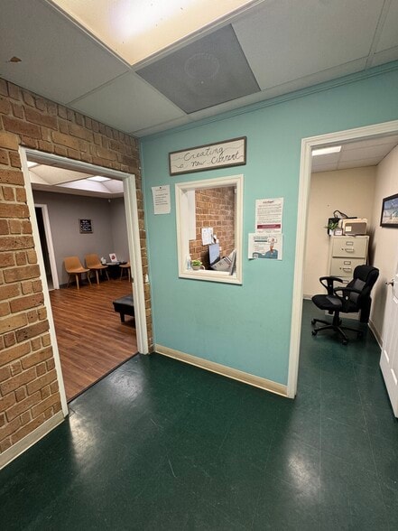 1539 Parental Home Rd, Jacksonville, FL à louer - Photo intérieure - Image 3 de 19