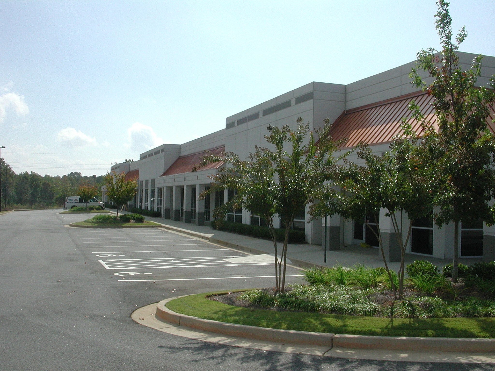 576 Sigman Rd NE, Conyers, GA for lease Building Photo- Image 1 of 9