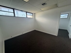 4101 N Andrews Ave, Fort Lauderdale, FL for lease Interior Photo- Image 2 of 6