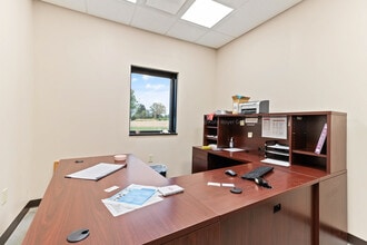 9464 Jersey Mill Rd NW, Pataskala, OH for lease Building Photo- Image 2 of 4