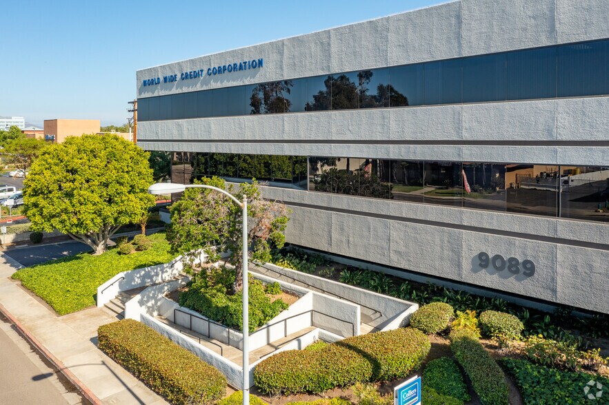 9089 Clairemont Mesa Blvd, San Diego, CA à louer - Photo du bâtiment - Image 2 de 3