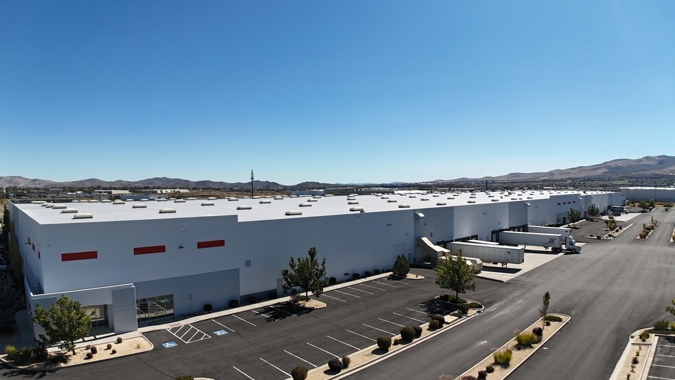 6640 Echo Ave, Reno, NV for lease - Building Photo - Image 3 of 6