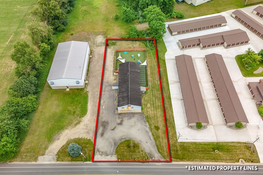 136 Concord Rd, Jonesville, MI for sale - Building Photo - Image 3 of 42