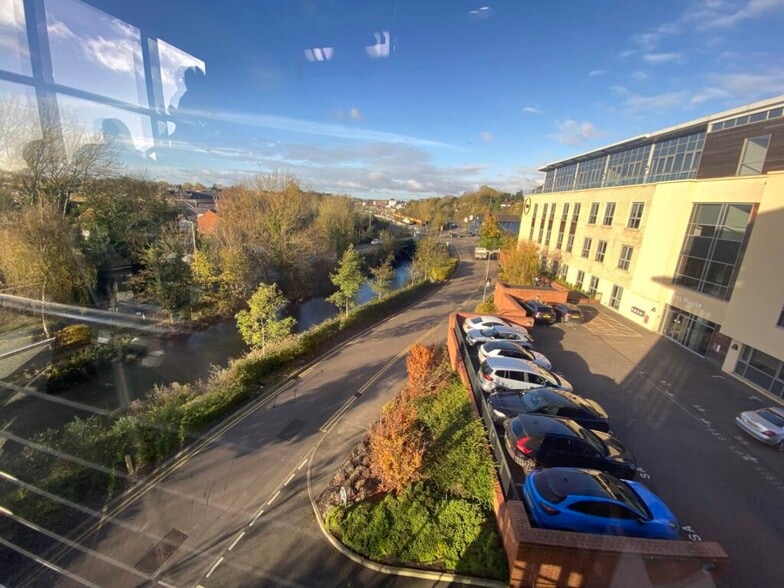 London Rd, Bishop's Stortford for lease - Building Photo - Image 2 of 2