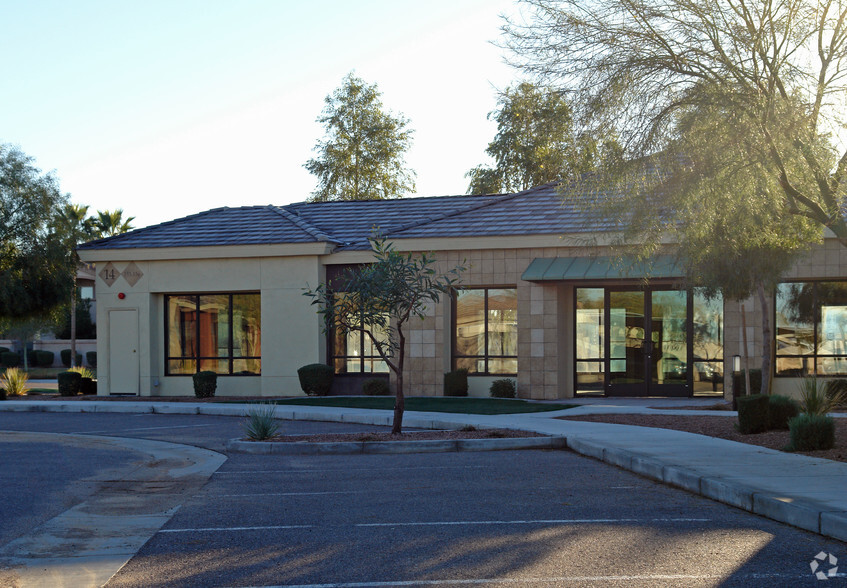 7165 E University Dr, Mesa, AZ for sale - Building Photo - Image 1 of 1