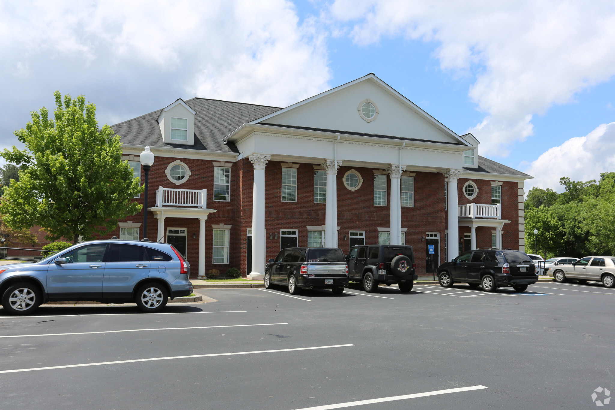 3105 Creekside Village Dr, Kennesaw, GA for lease Primary Photo- Image 1 of 9