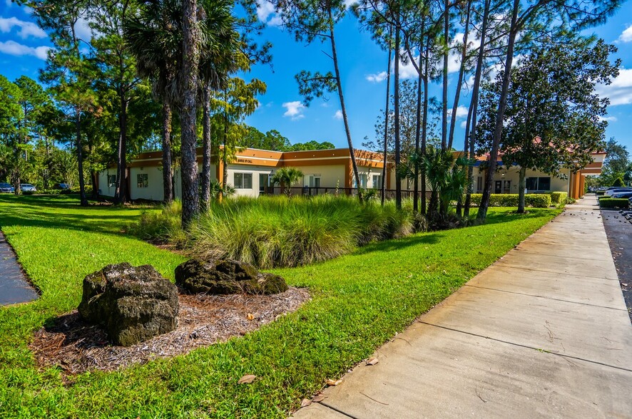 1900 Mason Ave, Daytona Beach, FL à vendre - Photo principale - Image 1 de 1