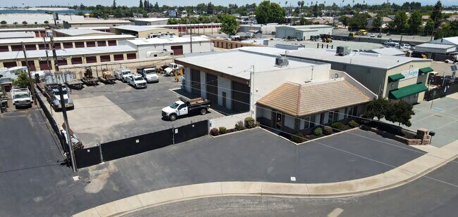 Plus de détails pour 33 Maxwell St, Lodi, CA - Industriel à louer