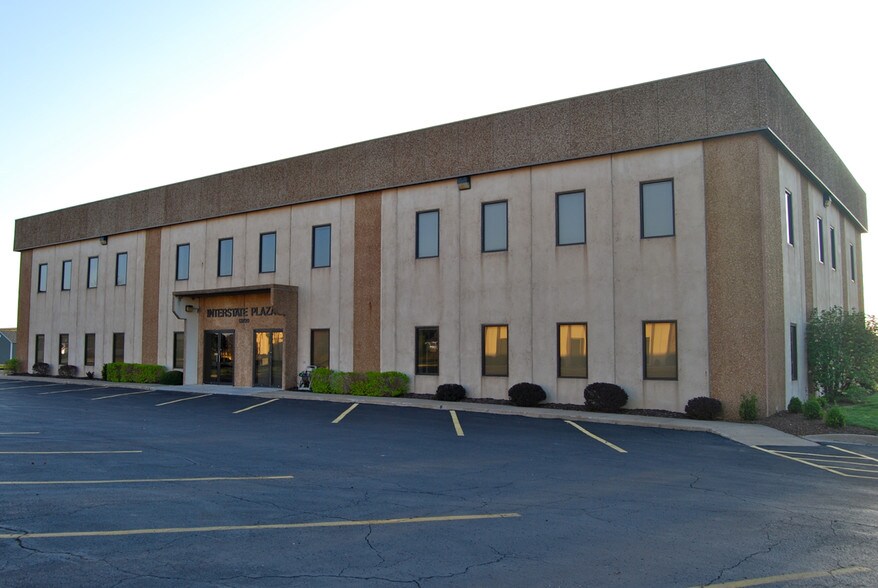 13720 E 42nd Ter, Independence, MO à louer - Photo du bâtiment - Image 3 de 17
