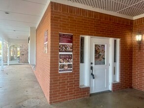 3509 McNiel Ave, Wichita Falls, TX for lease Building Photo- Image 2 of 10