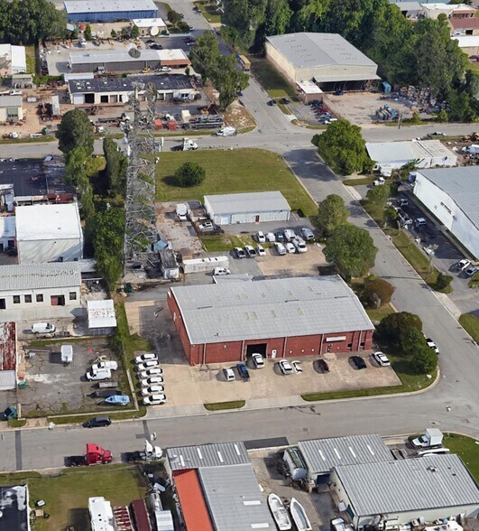 501 Industry Dr, Hampton, VA for sale - Building Photo - Image 3 of 3