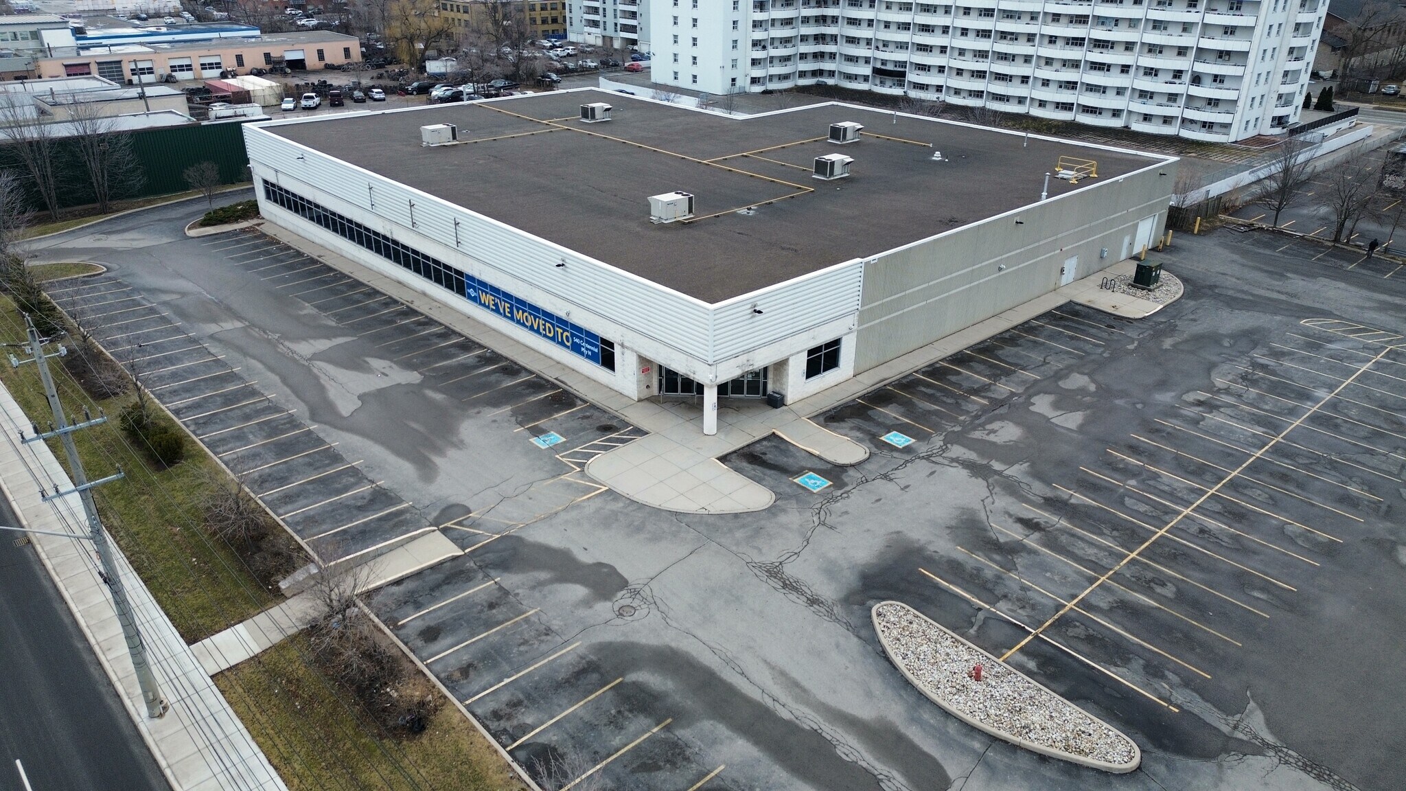 1850 Barton St, Hamilton, ON à vendre Photo principale- Image 1 de 7