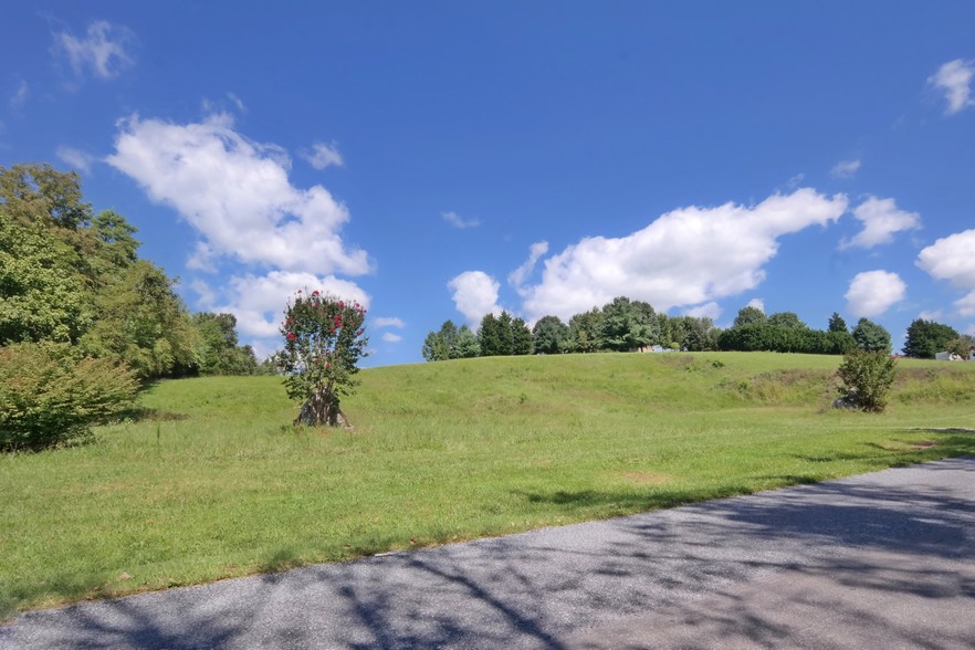 Roanoke Rd, Daleville, VA à vendre - Photo du bâtiment - Image 1 de 1