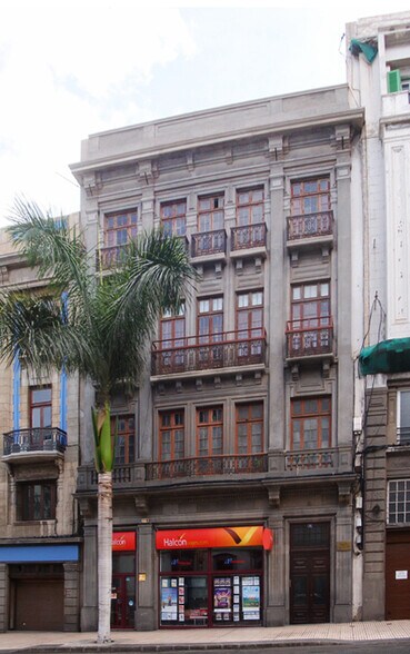 Calle de Bravo Murillo, 11, Las Palmas de Gran Canaria, Las Palmas à louer - Photo du bâtiment - Image 1 de 1