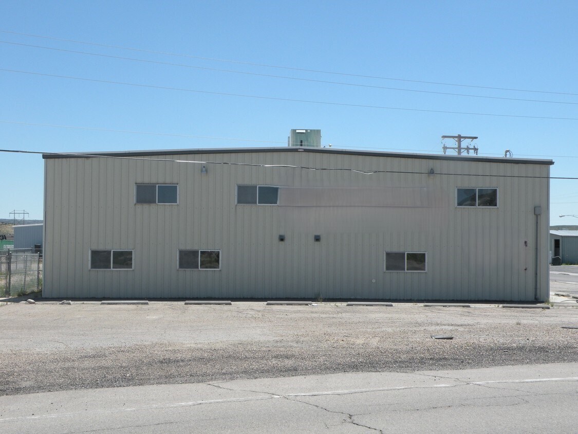 1 Bowker Rd, Rock Springs, WY à louer Photo du bâtiment- Image 1 de 12